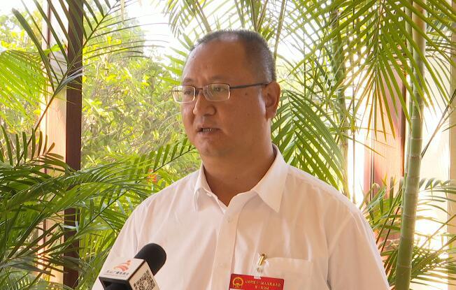 【关注省两会】省十三届人大代表,丘北县长杨波:特色产业"拔穷根"