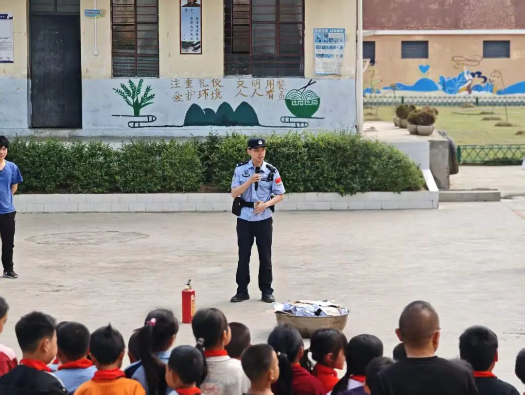 消防演练 (3).jpg