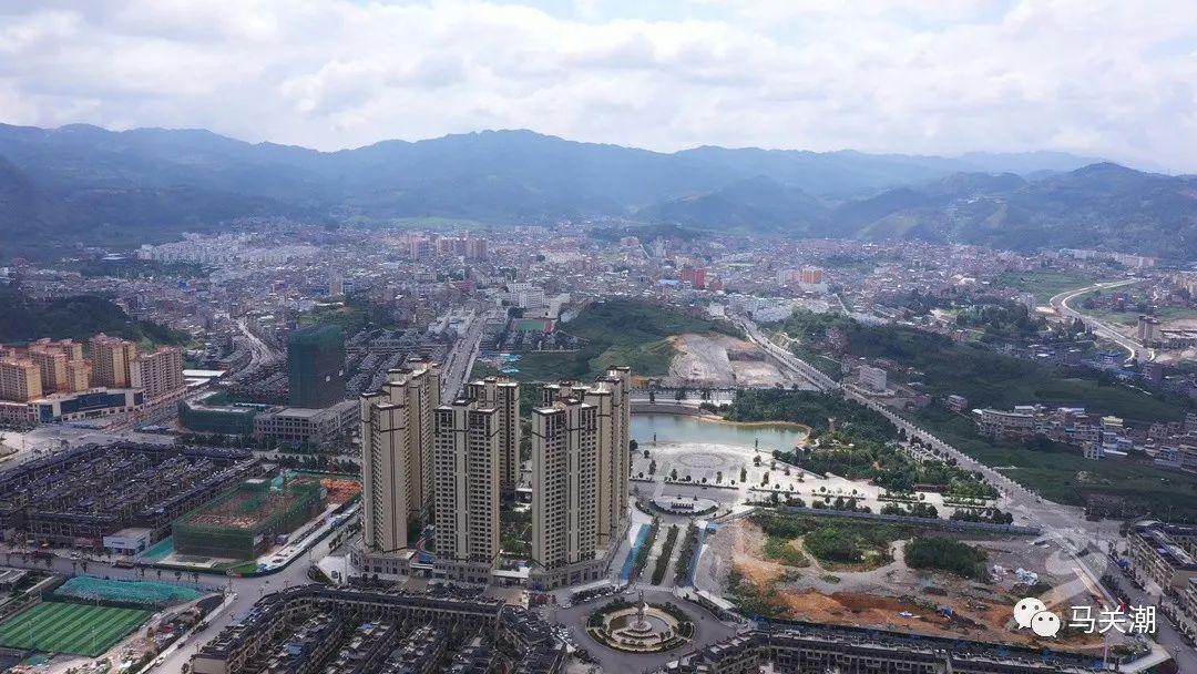 马关县三个全面推进园林县城创建工作